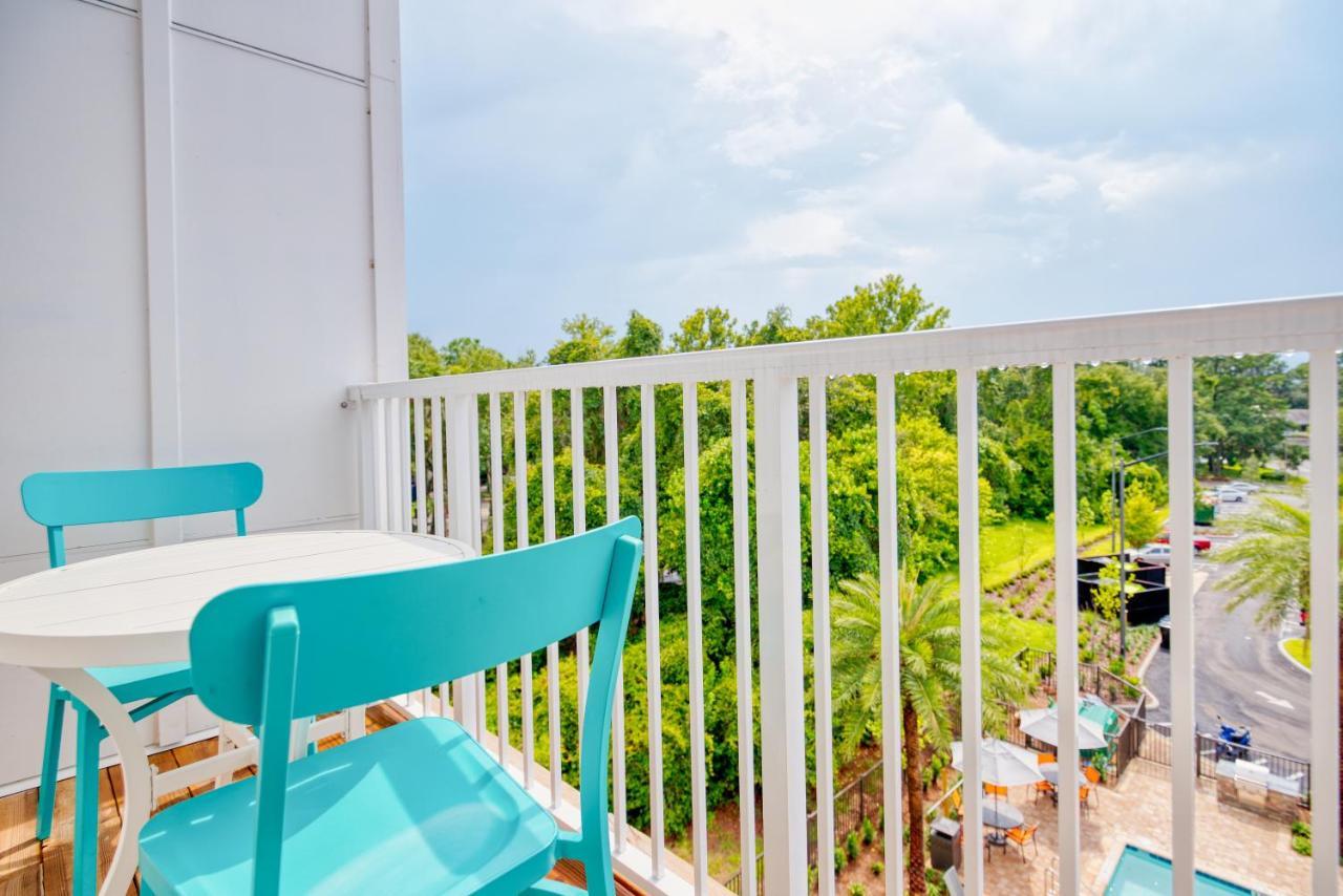 Luxe One Bedroom Apartment With Balcony Gainesville Zewnętrze zdjęcie
